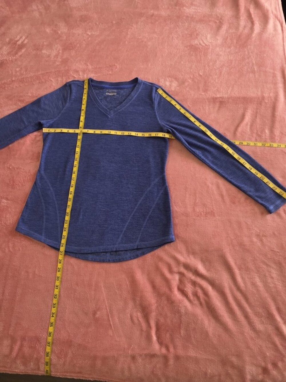 Tek Gear Women's V-Neck Long Sleeve Athletic Top - Blue Moisture Wicking S - Picture 5 of 5